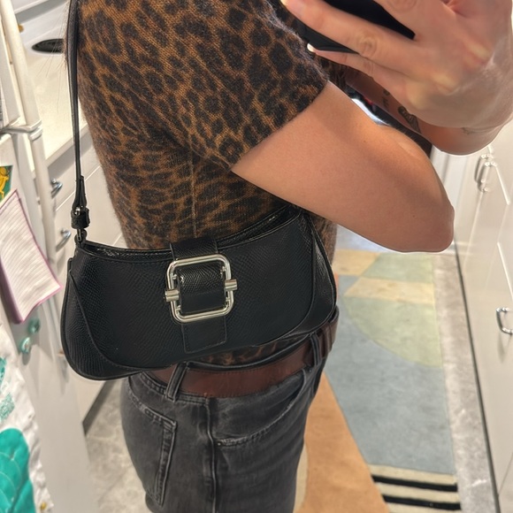 Black Faux Snake Skin Shoulder Bag - Picture 15 of 16